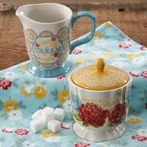 The Pioneer Woman Cream and Sugar Set